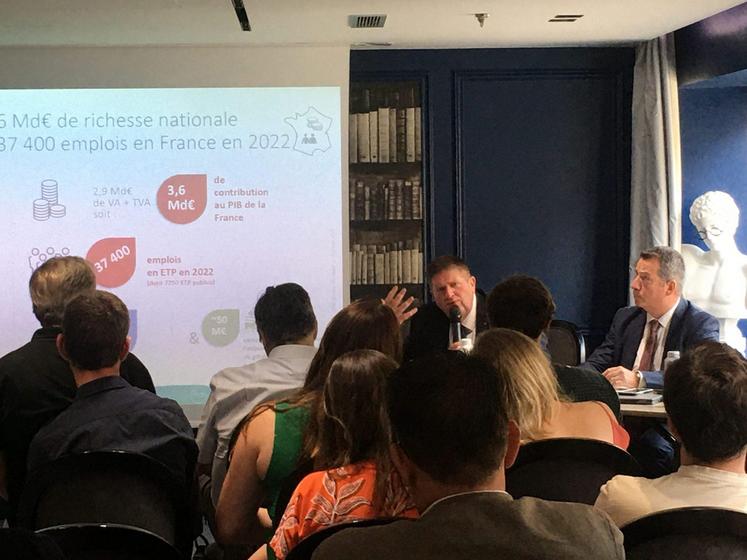 Selon le président des chasseurs de France, Willy Schraen, «les chasseurs sont le reflet de la société française dans son ensemble». 