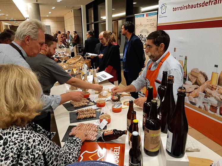 La marque régionale Terroirs Hauts-de-France a mis à l’honneur les chips de pommes de terre et chips de blé fabriqués dans  la région, ainsi que les charcuteries du Domaine Picard,  le haricot de Soissons, des fromages ou encore des produits de la Conserverie Saint-Christophe et de la Charcuterie Richard. 