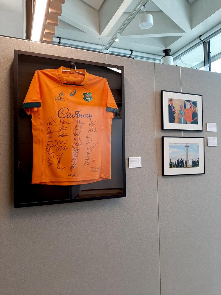 Un témoignage du passage de l’équipe des Wallabies au centre d’interprétation  Sir John Monash à Fouilloy. 