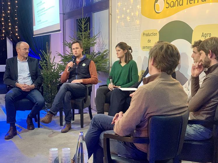 Les jeunes de la coopérative étaient invités à partager leur expérience  et leurs attentes au sein de la coopérative, lors d’une table ronde. 