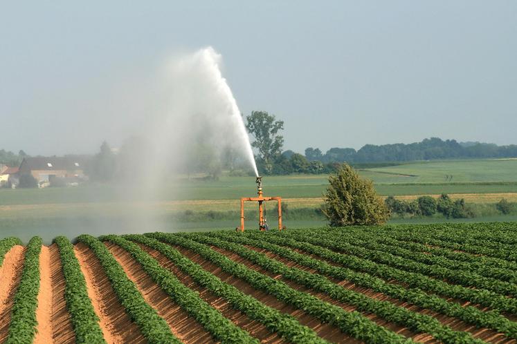 Le choix d’un matériel d’irrigation est multifactoriel et complexe, mais primordial pour une bonne gestion de la ressource  en eau dans un contexte de tension. 