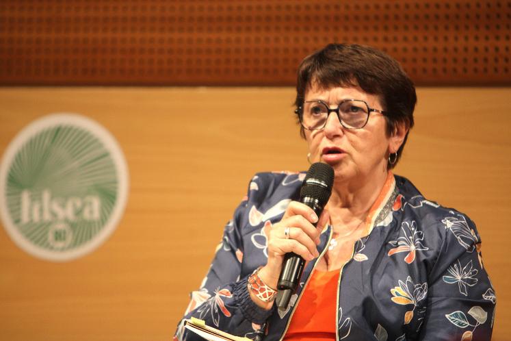 Christiane Lambert et Christophe Dequidt ont tour à tour démontré l’intérêt de l’Union européenne, évoquant un certain nombre d’enjeux, sans toutefois donner de consignes strictes, si ce n’est que d’aller voter. 