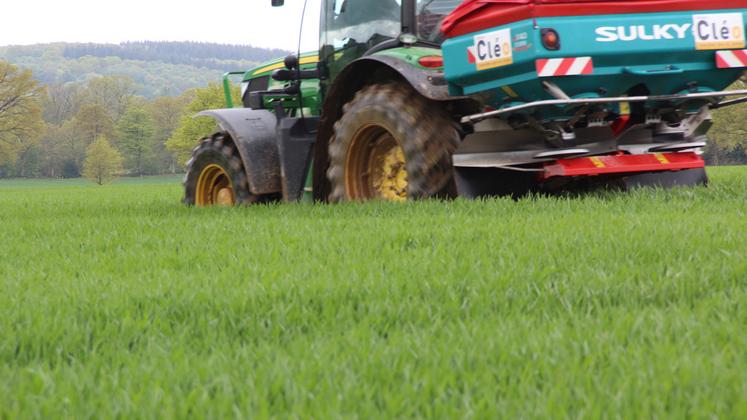 La construction de l’usine de fabrication d’engrais à Languevoisin devrait débuter en 2027. Une fois achevée en 2030,  elle permettra la création de 250 emplois directs dans la région et fournira chaque année 500 000 tonnes d'engrais bas carbone.