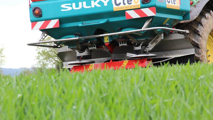 Les émissions agricoles de CO2 sont en baisse de 1,5 %, «malgré une hausse des émissions de CO2 liées aux apports en urée», précise aussi le Citepa. 