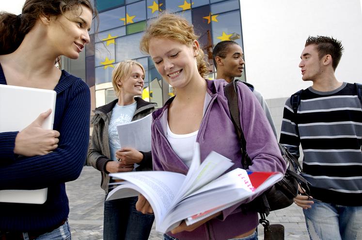 Avec un taux de réussite global de 87,57 % ce sont donc 46 589 jeunes qui sont aujourd’hui diplômés de l’enseignement agricole au niveau national.