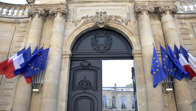 Sur le perron de l’Hôtel de Matignon, les représentants de la FNSEA et des Jeunes agriculteurs ont rappelé au Premier ministre l’urgence des attentes du monde agricole.