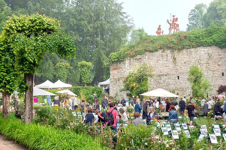 Chaque printemps, la citadelle de Doullens se transforme en jardin grandeur nature.