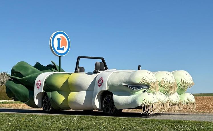 poireau caravane publicitaire E.Leclerc Tour de France