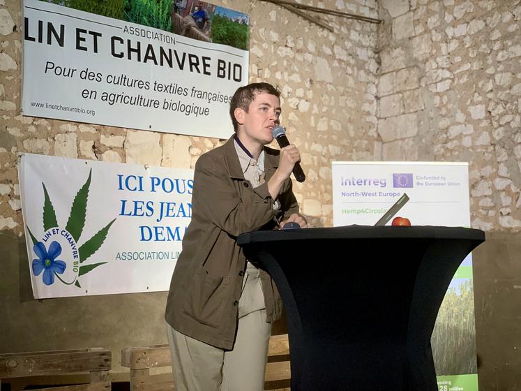 Julia Faure : «Pour faire adopter la loi contre la fast fashion, la parole des agriculteurs, des filateurs et de tous les maillons de la chaîne sera forte. Nous avons intérêt  à nous faire entendre.» 