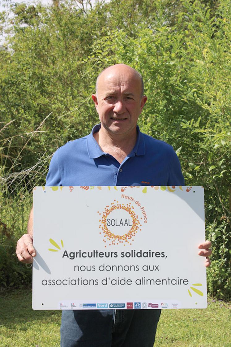 Olivier Parcy, éleveur d’allaitante de la Somme, fait don des abats qu’il ne vend pas : «On est bien dans sa tête, car on ne jette plus, on aide les autres.» 