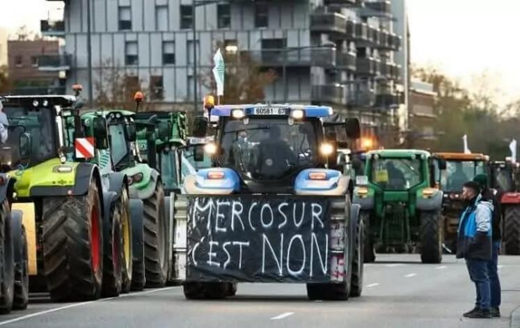 FNSEA s'oppose au traité de libre-échange entre l'UE et les pays du Mercosur après la déclaration d'Emmanuel Macron au Brésil