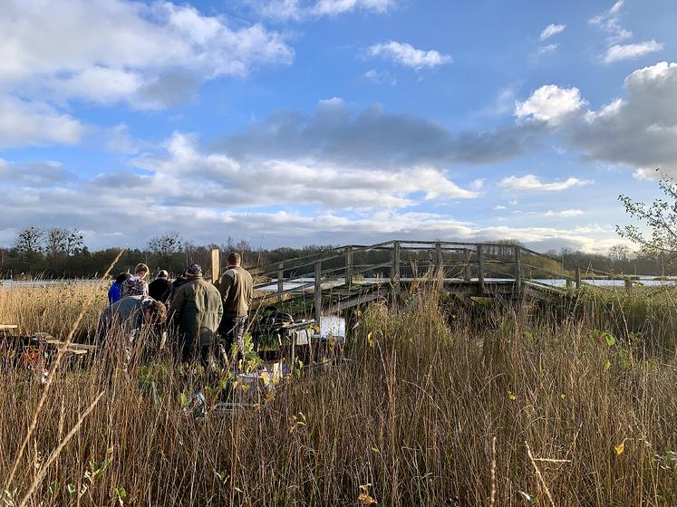 Le chantier permettra un accès sécurisé aux chasseurs et pêcheurs qui empruntent la passerelle. 