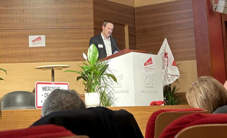 Le nouveau président, Quentin Porquier, est polyculteur-éleveur  à Tours-en-Vimeu. 