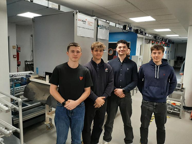 Étudiants à UniLasalle Amiens, Jean-Baptiste Millou, Tom Parenty, Gauthier Gomel et Émerick Deliencourt ont terminé en juin dernier leur «mission» pour Arvalis, avant de passer la main à d’autres étudiants chargés de poursuivre le développement  de leur solution. 