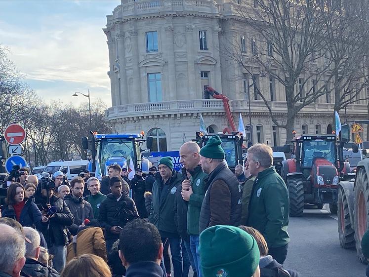 La manifestation du 13 janvier dernier à Paris a pesé dans la balance.