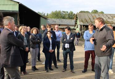 Après avoir suivi de près les conséquences sur le terrain, chambre d'agriculture et syndicalisme agricole poursuivent 
leur collaboration pour permettre la meilleure indemnisation possible des agriculteurs touchés par le feuilleton Lubrizol.