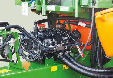 Afin d’augmenter les performances de remplissage, certains constructeurs doublent, voire triplent les pompes à pistons-membranes.