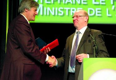 Stéphane Le Foll et Eric Lainé, président de la CGB, à la fin de l’assemblée.