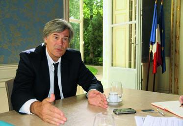 Stéphane Le Foll : «l’accumulation des normes exploitation par exploitation est très efficace».