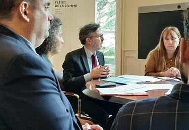 Si, selon le représentant de l’État, les sols sont suffisamment humides pour ne pas compromettre les semis, l’état des nappes phréatiques est jugé plus préoccupant. 