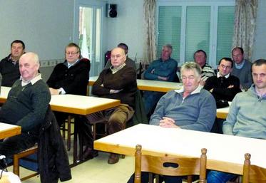 Les participants à l’assemblée d’Acheux.