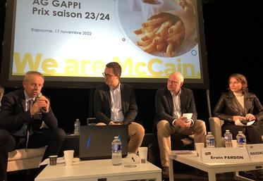 Bertrand Achte, Maxence Turbant, Erwin Pardon et Leslie Camus. 