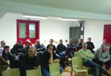 Les participants à l’assemblée de Domart.