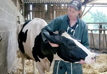 Parole d’éleveur : «Le soin des animaux, c’est la priorité des éleveurs. C’est même notre quotidien. Et ce soin est d’autant plus important que perdre un animal, c’est un coup dur pour l’exploitation.»