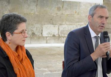 De g. à dr. : Muriel Gozal, directrice générale de la FNSafer, et Thierry Bussy, vice-président de la Safer Grand Est.