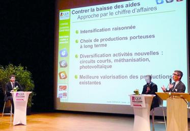 Les conseillers de CER France Somme engagent les agriculteurs à prendre conscience de la baisse prochaine des aides et à réfléchir à l'adaptation de leur exploitation à la nouvelle donne.