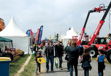 Terres en fête est un lieu de rencontre privilégié entre les agriculteurs 
et le grand public. Plus de 60 000 visiteurs sont attendus dans les allées du salon.