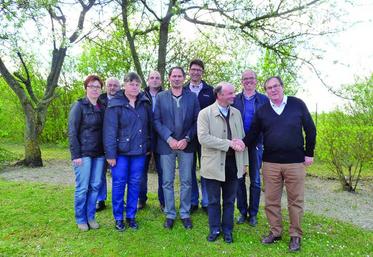 De gauche à droite : Florence Dehedin, Didier Boutté (secrétaire général), Pascale Farcy (vice-présidente), Benoît Vansteenkiste, Christophe Lenglet, Francis Herbet (vice-président), Olivier Faict (président de la Sdfm), Benoît Deffontaines et Michel Randjia (membre invité).