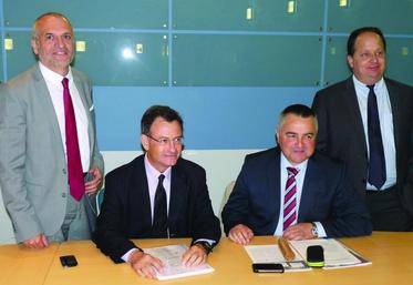 Christian Fraysse, directeur de Groupama Somme, Eric Gelpe, directeur général, Christophe Buisset, président de la fédération des caisses locales de la Somme et François Delaisse : secrétaire général ont exposé l’actualité de Groupama Val de Loire.