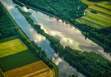 Utiliser les réserves de matériaux du Canal Seine-Nord Europe comme réserves d’eau pour l’irrigation,  c’est l’idée défendue par la Chambre d’agriculture de la Somme qui a commandé une pré-étude sur le sujet. 