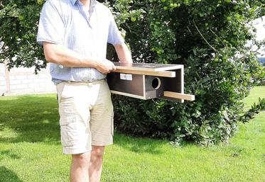 Elie Vermersch et nichoir