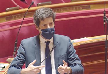 Le ministre de l’Agriculture a fait comprendre au Sénat, il y a quelques jours, qu’il était plutôt favorable à une stabilité du taux de transfert entre les deux piliers, qu’il était à la recherche de fonds nationaux supplémentaires  pour maintenir l’enveloppe du second pilier, et abonder le budget alloué  à l’assurance récolte. 