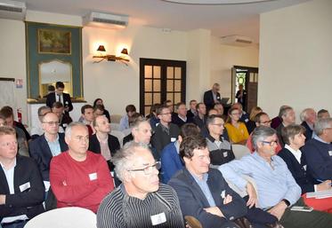 En France en 2017, les industries de la biscuiterie, pâtisserie et des biscuits pour apéritifs ont utilisé environ 196 000 tonnes 
de farine pour produire 433 200 tonnes de produits finis. La consommation intérieure est de 8,2 kg par an et par personne.