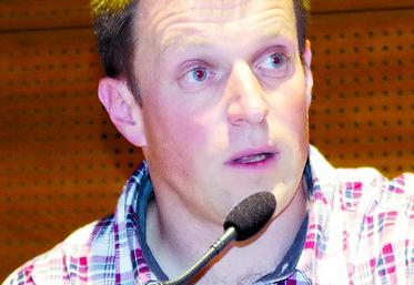 Guillaume Beauvallet : "le choix du fongicide dépend du mode d’action, de la pression maladie, des conditions de lessivage et de l’évolution de la végétation".