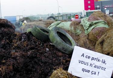 La réponse des éleveurs et producteurs de lait à la non-application de l’accord conclu sous l’égide du ministère de l’Agriculture, il y a plus de quinze jours, censé faire remonter les prix.