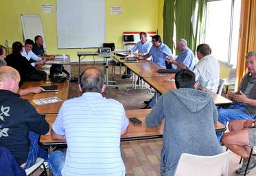 Les participants à la réunion de la coopérative féculière à Grandvilliers ont confirmé leurs intérêts pour la pomme de terre.