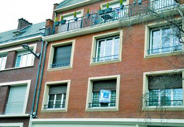 Me François Desjardins, président de la Chambre des notaires de la Somme : «Les prix du marché des appartements anciens ont connu en 2015 une diminution encore jamais constatée depuis dix ans. Le prix du m2 est aujourd’hui de 1 970 €, en baisse de plus de 9 % sur un an.»