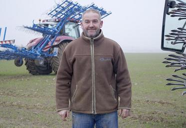 Chez Jérôme Devilliers, polyculteur éleveur laitier, la protection intégrée des cultures est pratiquée depuis de nombreuses années. 