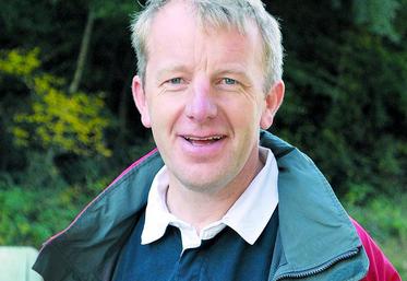 Luc Smessaert, nouveau président de Farre : «une approche de bas en haut, à partir de l’expertise des agriculteurs, est un levier important du développement des pratiques innovantes».