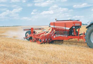 L’entreprise Maschio Gaspardo est spécialisée dans la construction de divers matériels, notamment pour la préparation de sol et le semis.