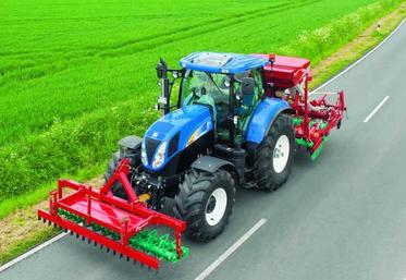 Attention à bien respecter le PTAC sur la route, notamment avec la trémie pleine sur les combinés portés.