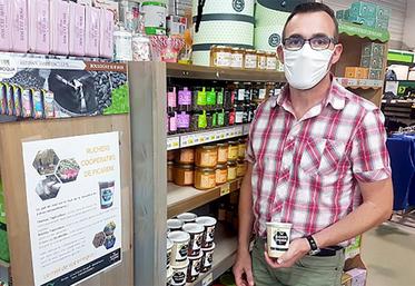 Le miel des Ruchers coopératifs de Picardie rencontre un beau succès dans les magasins Gamm Vert.