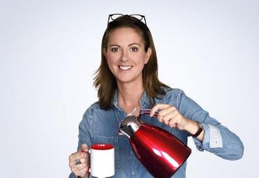 La journaliste et humoriste belge Charline Vanhoenacker, est chaque matin, sur France Inter.