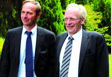 Alain Guillaume et François Desmons, respectivement président et directeur de la coopérative.