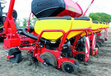 Les semoirs monograine de nouvelle génération sont conçus pour augmenter les vitesses de travail.