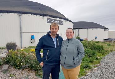 Le méthaniseur de Fabien et Anne-Sophie Niquet assure une complémentarité à leur activité d’élevage laitier. 
